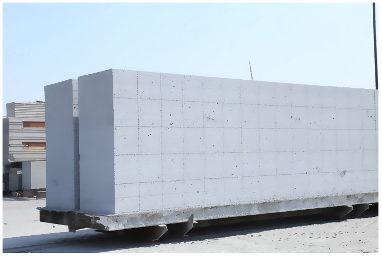 秦汉加气块 加气砌块 轻质砖气孔结构及其影响因素